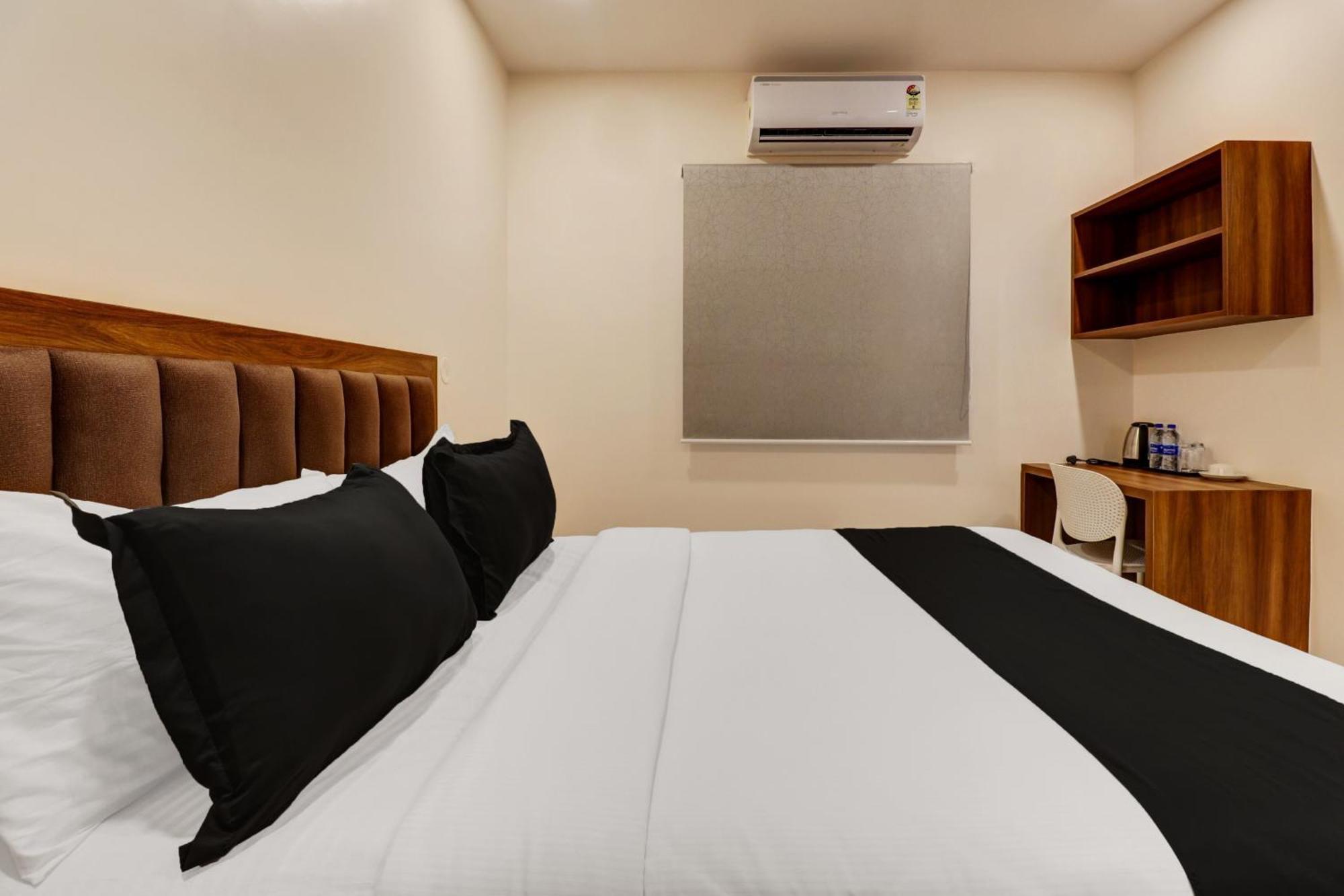 Super Townhouse Arekere Near Mithai Mahal 벵갈루루 외부 사진
