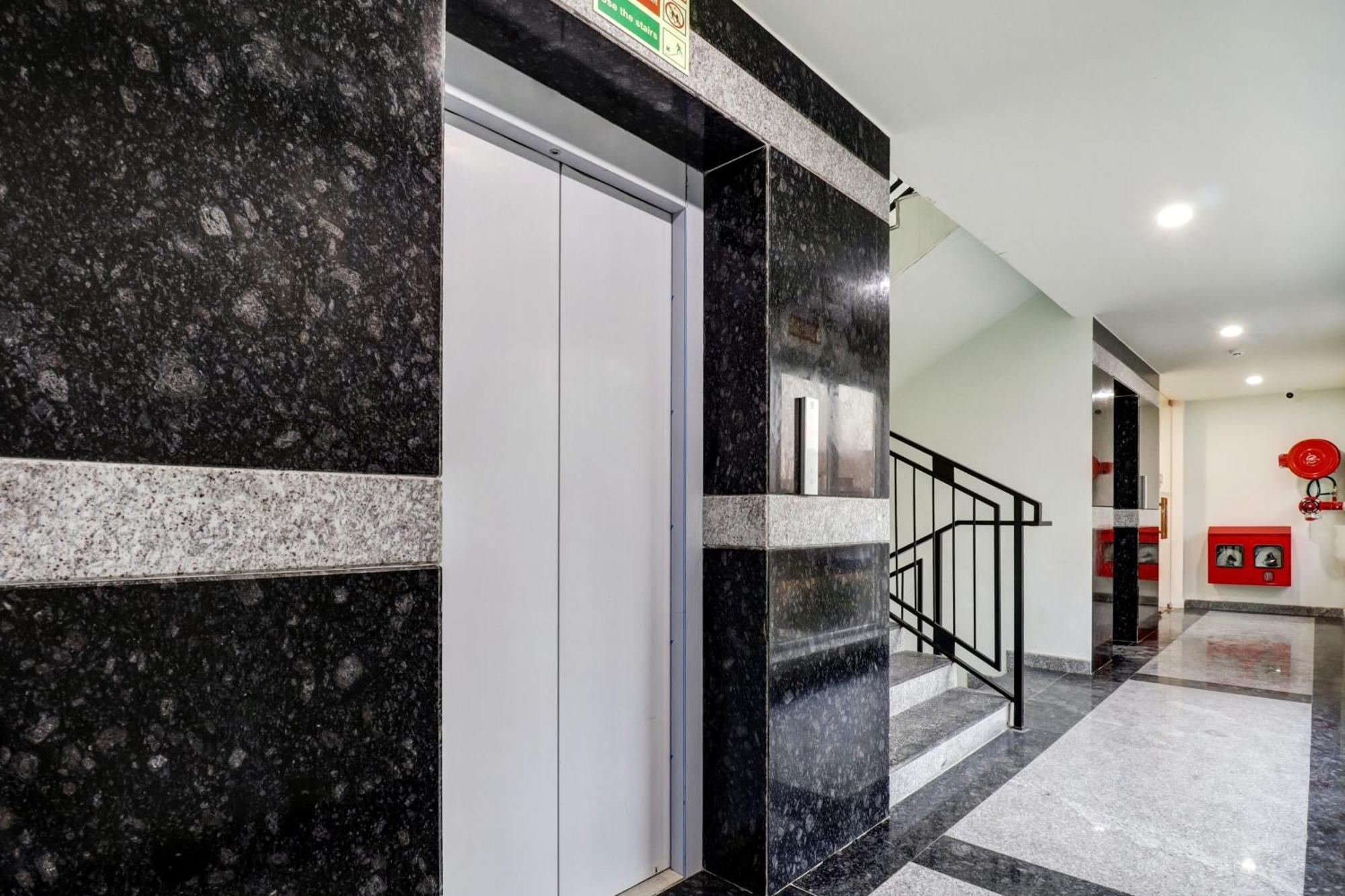 Super Townhouse Arekere Near Mithai Mahal 벵갈루루 외부 사진