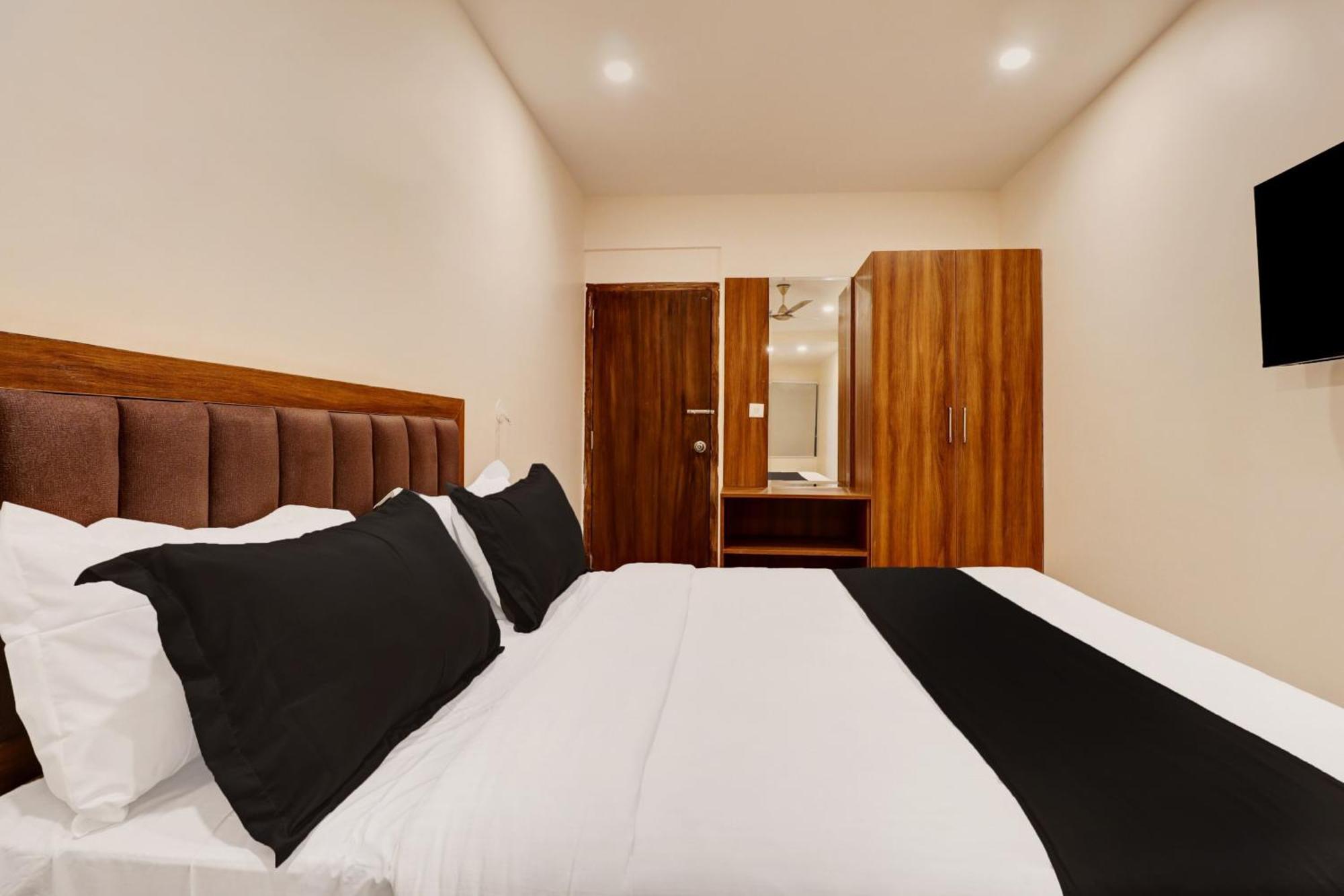 Super Townhouse Arekere Near Mithai Mahal 벵갈루루 외부 사진